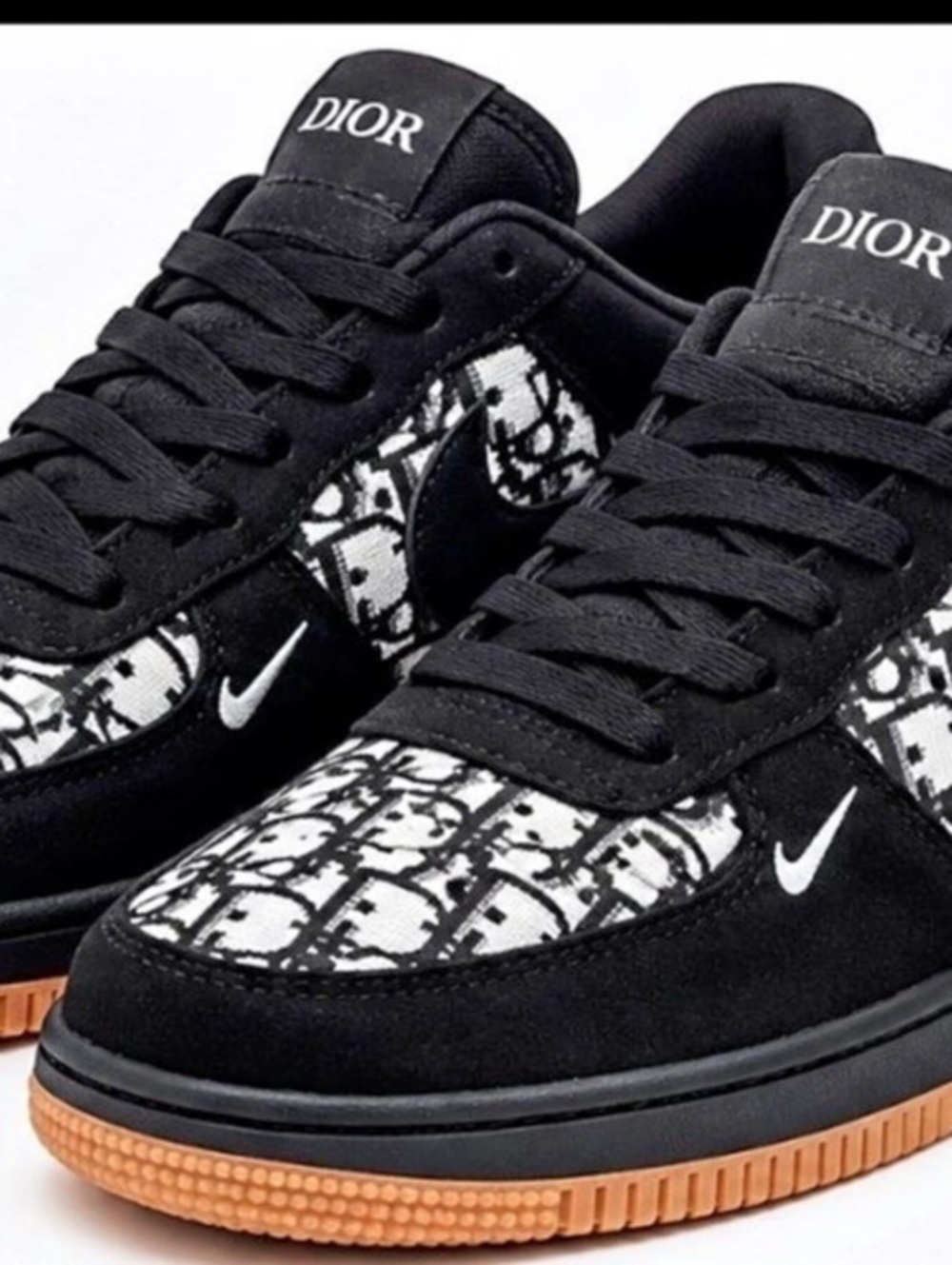 Dior Air Force 1 Oblique Sneakers in Black & White brand new